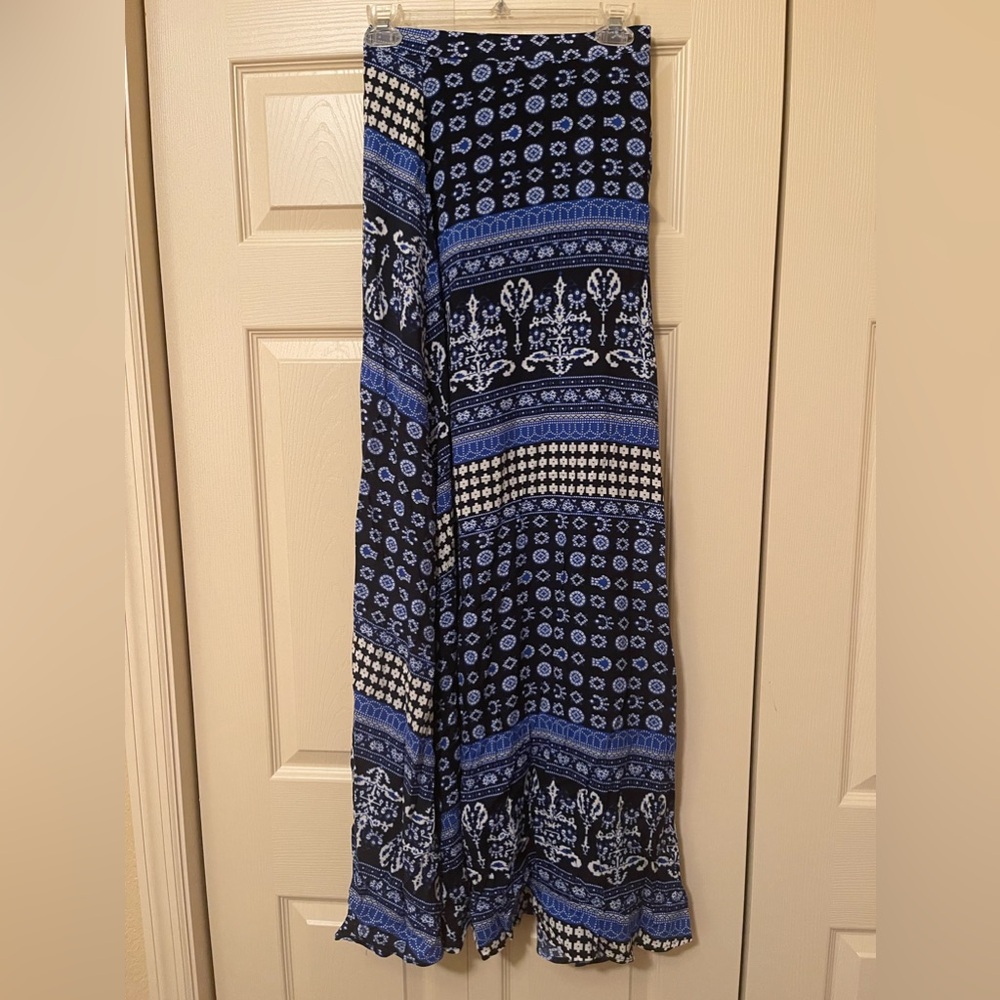 L’Atiste by Amy Blue and White Maxi Skirt